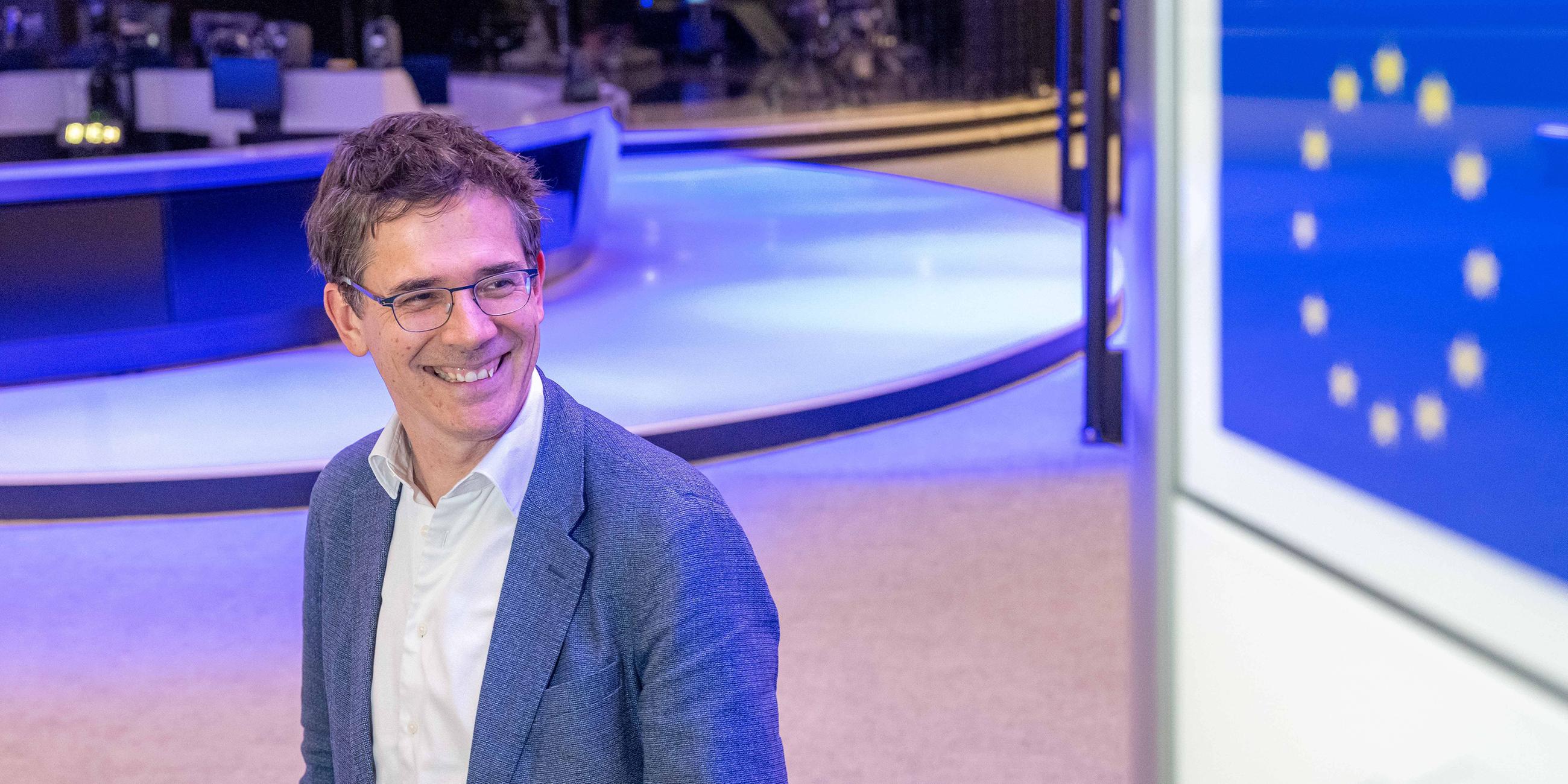 Porträt des Europaabgeordneten Bas Eickhout, Parteivorsitzender der GroenLinks-PvdA