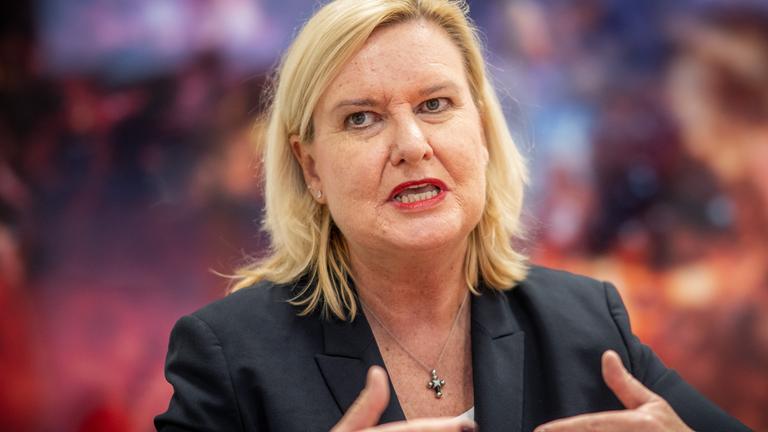 Die Wehrbeauftragte Eva Högl bei einem Interview.