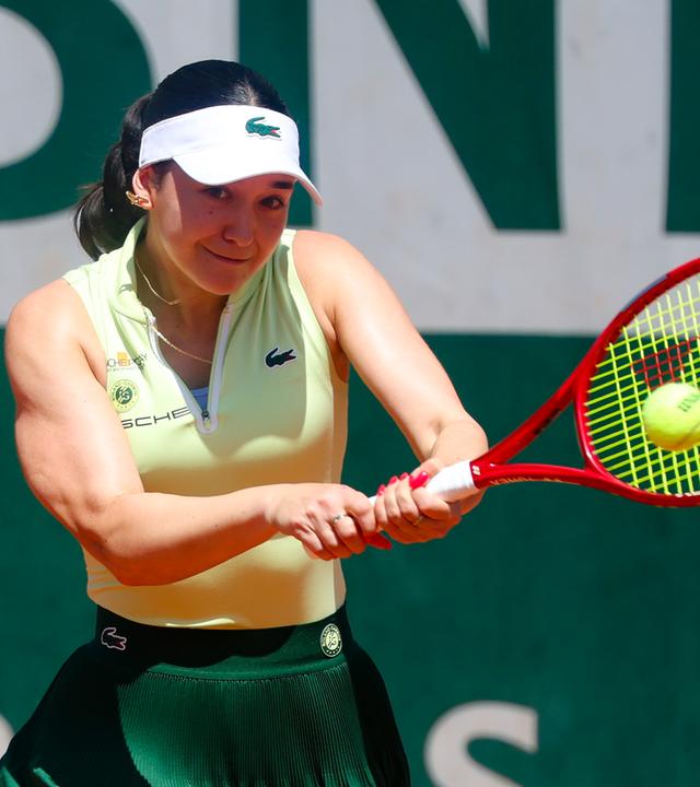 Eva Lys in der ersten Runde der French Open in Aktion