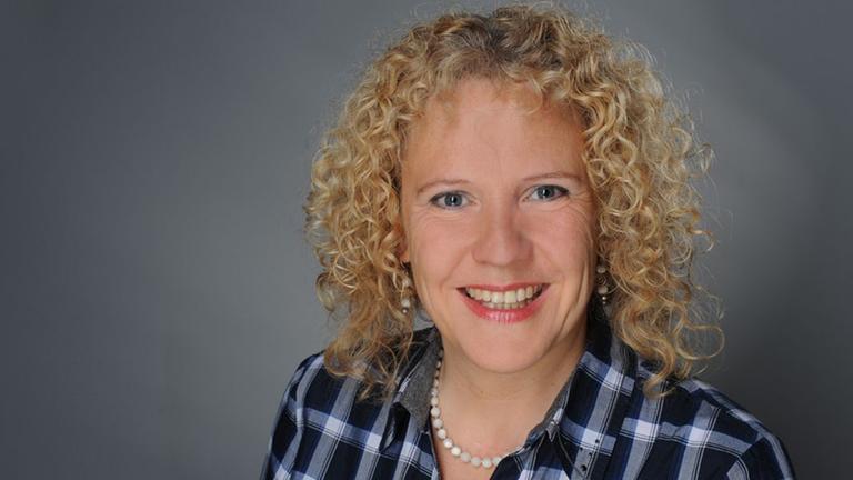 Dr. Eva Maria Fischer von der Organisation Handicap International