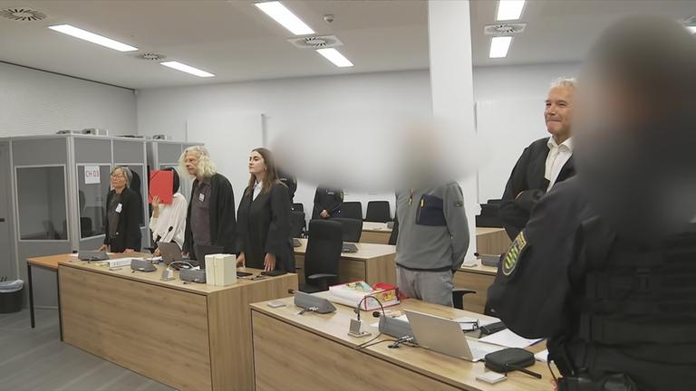 Mitarbeiter vor Gericht