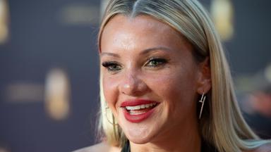 Evelyn Burdecki begegnet schwedischen Royals