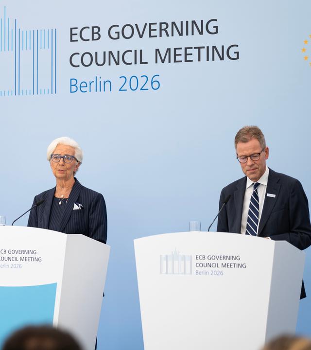 EZB-Präsidentin Christine Lagarde spricht bei einer Pressekonferenz in Berlin.