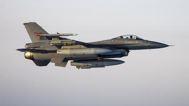 F-16 Jet