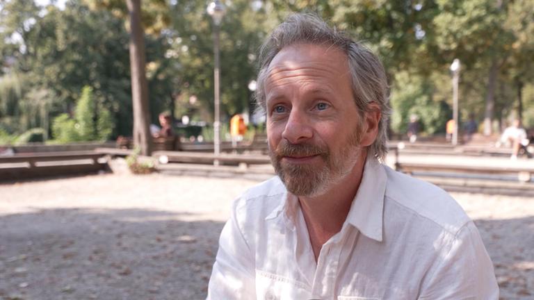 Schauspieler Fabian Busch im Interview.