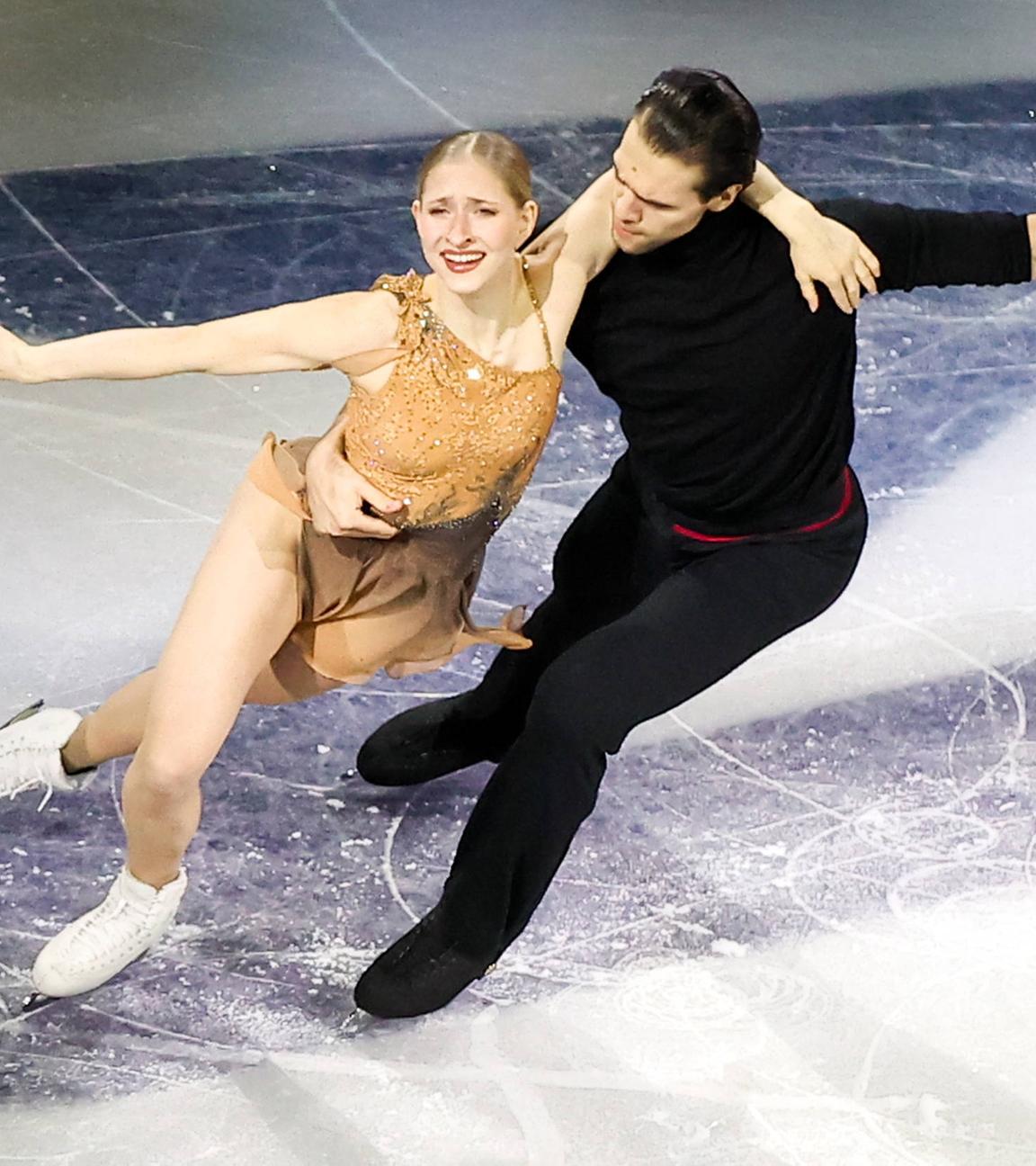 Fabienne Hase und Nikita Volodin (Deutschland) in Aktion. 