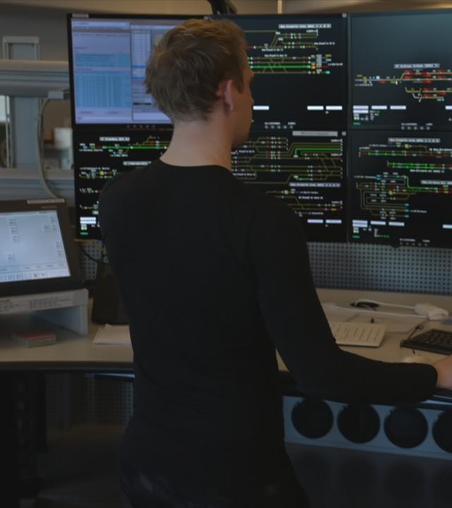 Fahrdienstleiter bei der deutschen Bahn
