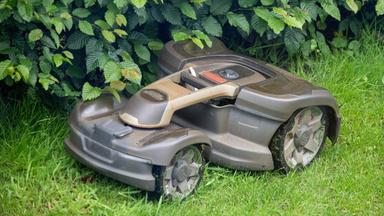 Fahrverbot für Mähroboter 