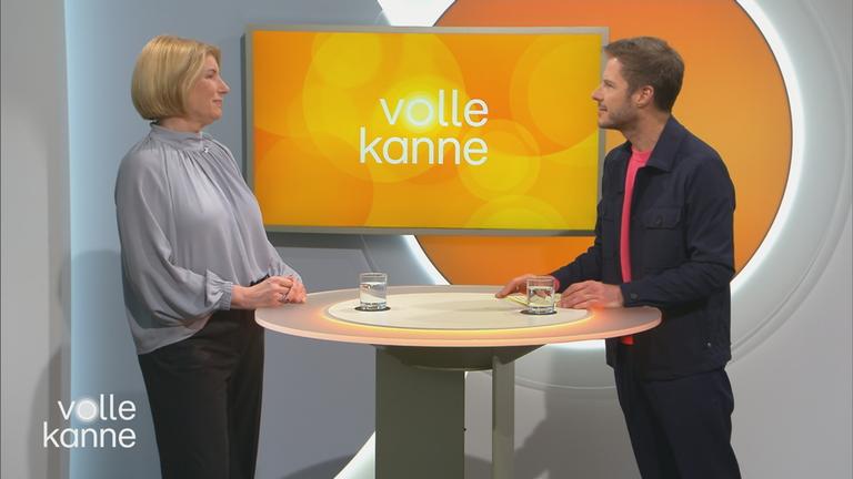 Immobilienexpertin Esther aus dem Kahmen im Gespräch mit Florian Weiss.