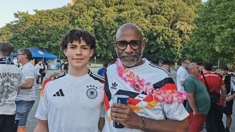 Pierre N'Goma und Sohn Mattes