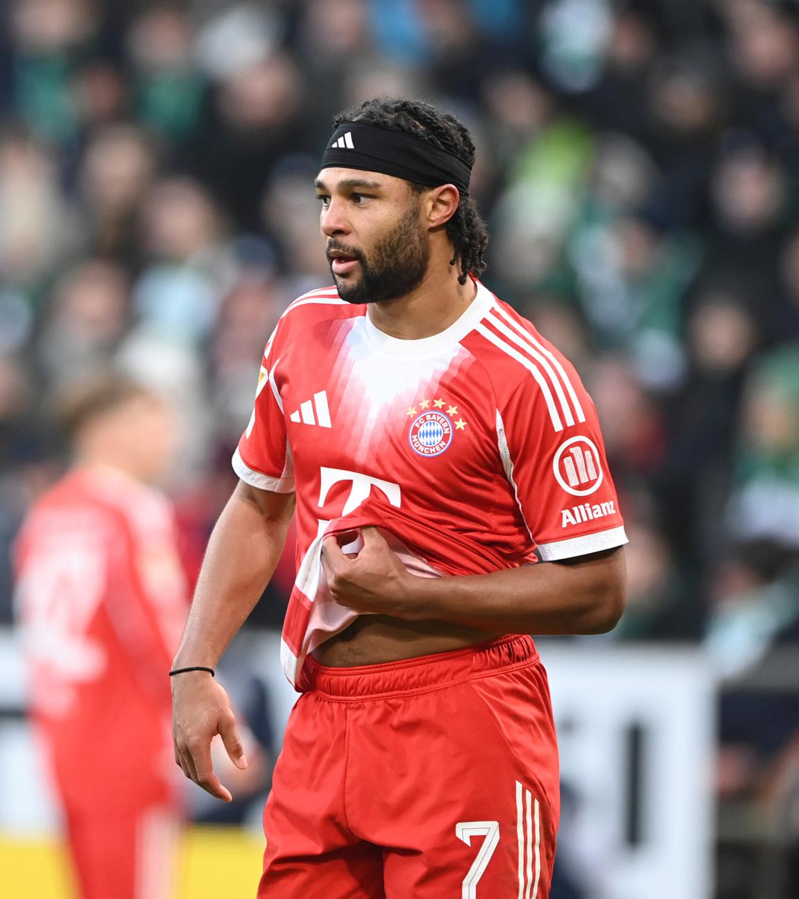 Serge Gnarby (FC Bayern München) im Einsatz. 