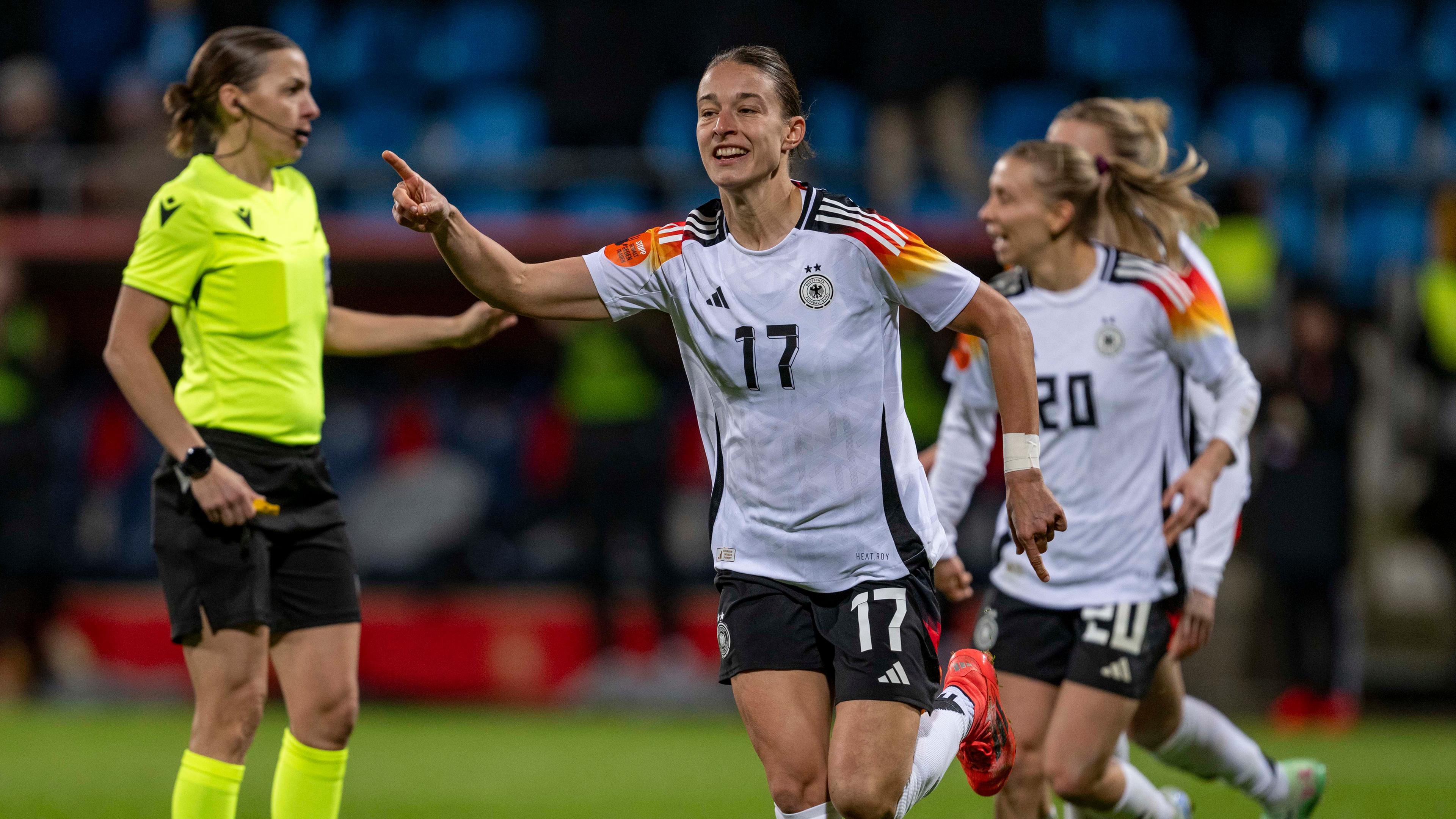 Felicitas Rauch beim Länderspiel Deutschland gegen Italien.