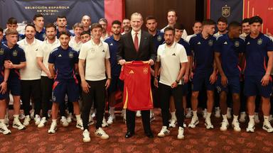 Spanischer König Felipe als Fußballfan