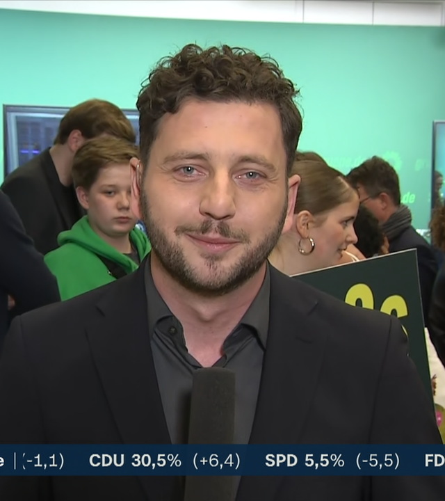 Grünen-Vorsitzender Felix Banaszak mit einer Reaktion zur Landtagswahl in Baden-Württemberg.