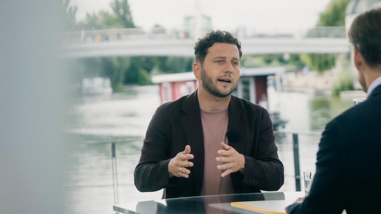 Felix Banaszak (Bündnis 90/Die Grünen) Berlin Direkt - Sommerinterview 2026.