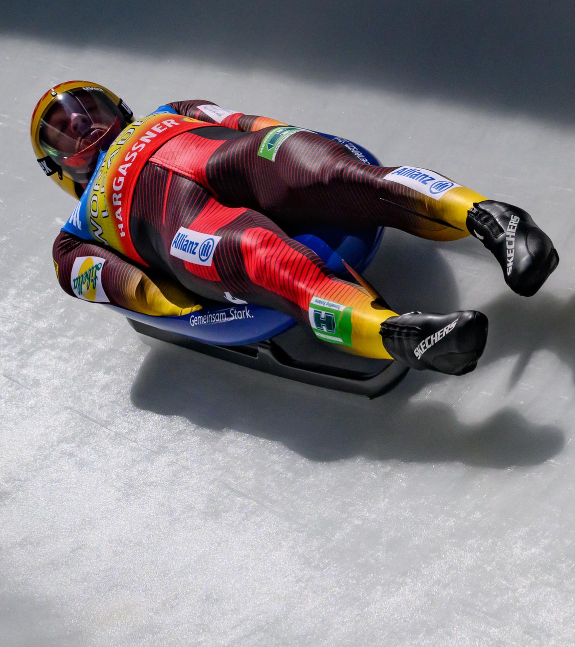 Felix Loch fährt beim 1. Durchgang die Bahn hinab am 07.03.2026 in Altenberg.