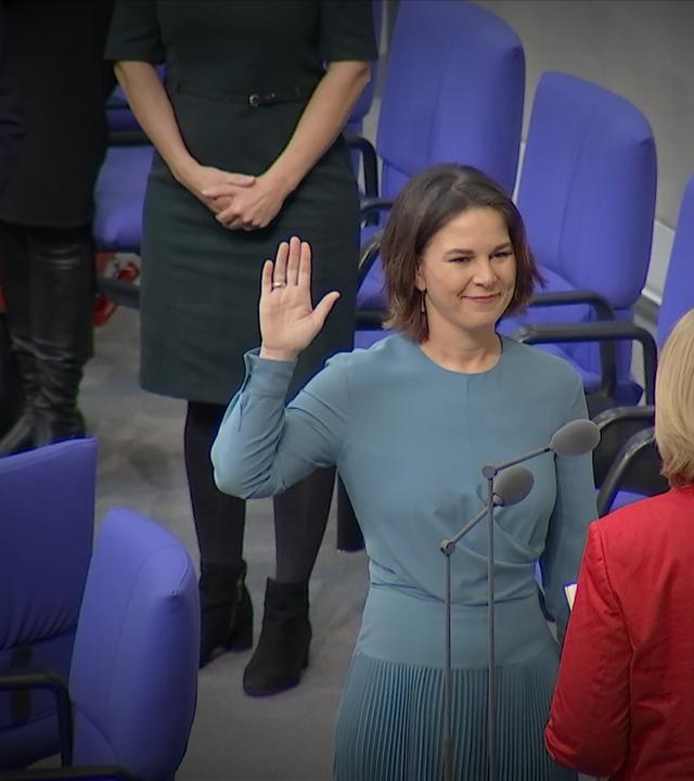 Annalena Baerbock (4.v.l.)