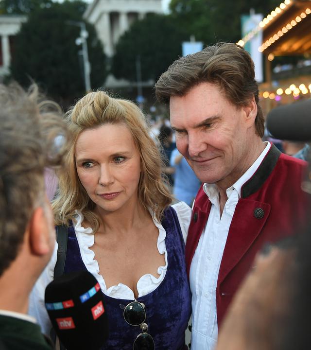2025 besuchten Veronica Ferres und Carsten Maschmeyer das Oktoberfest in München 
