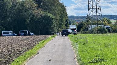 In der Nähe des Kraftwerks Weisweiler hat die Polizei den Verdächtigen festgenommen.