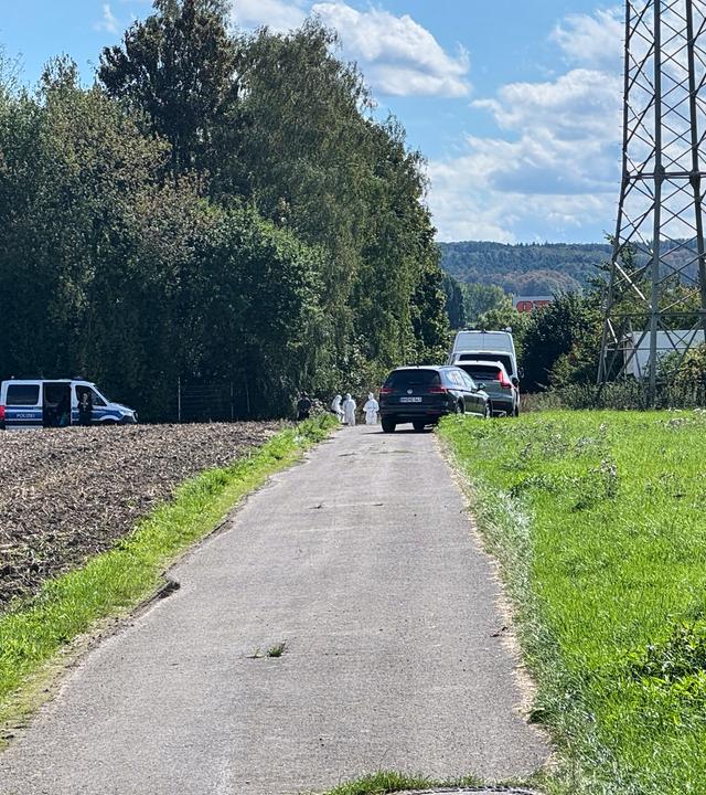 In der Nähe des Kraftwerks Weisweiler hat die Polizei den Verdächtigen festgenommen.