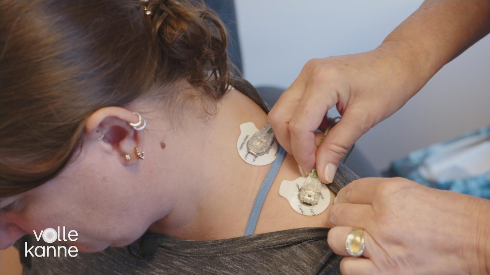 Fibromyalgie - Bahendlung am Nacken