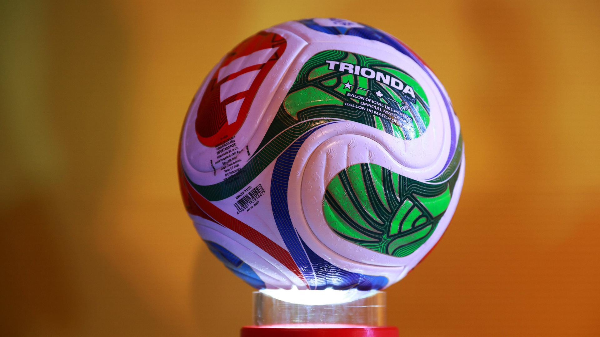 Der offizielle Spielball der FIFA Fußball-Weltmeisterschaft 2026