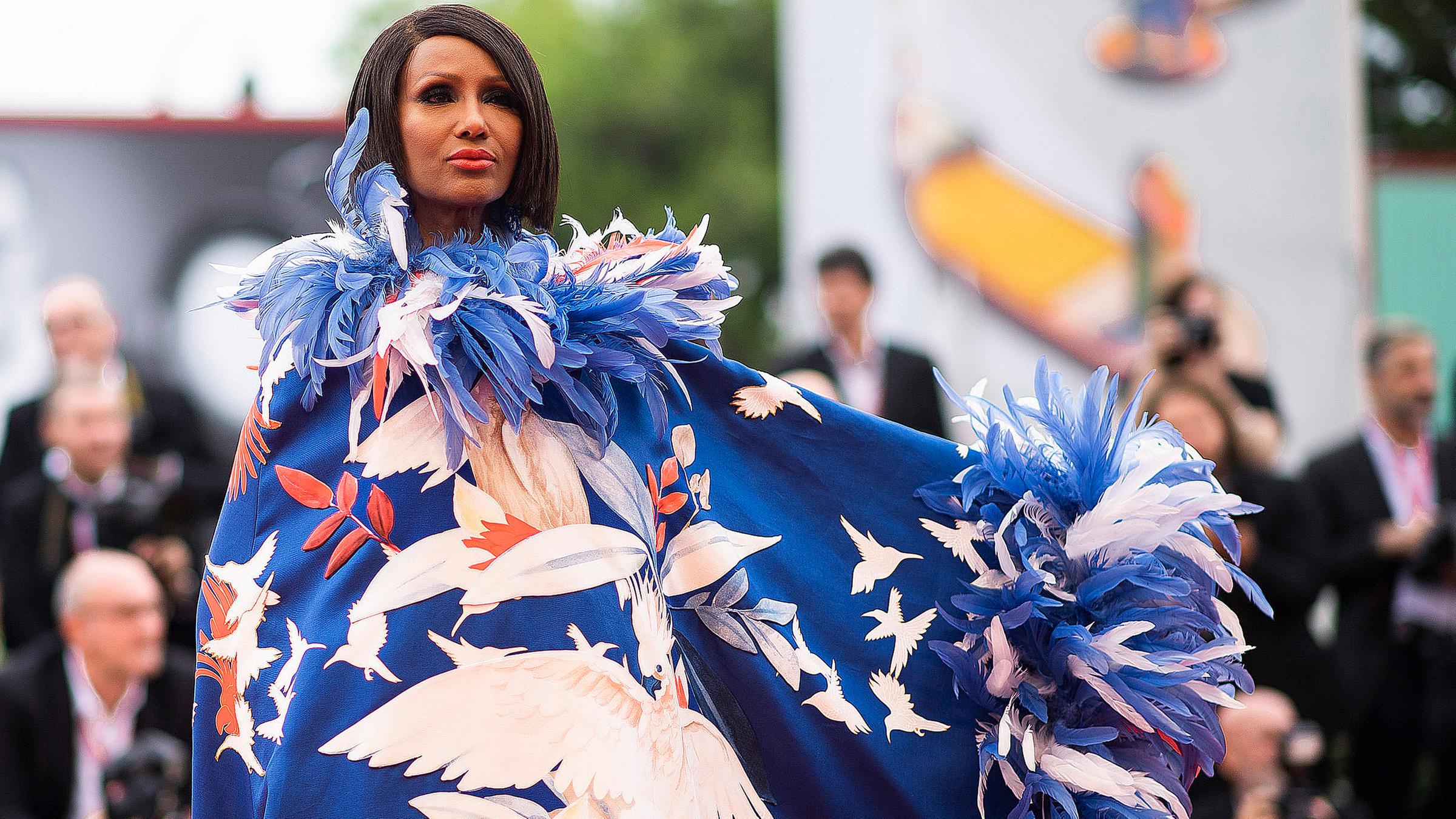 Iman am 28.08.2019 auf dem roten Teppich beim Filmfestival in Venedig: 