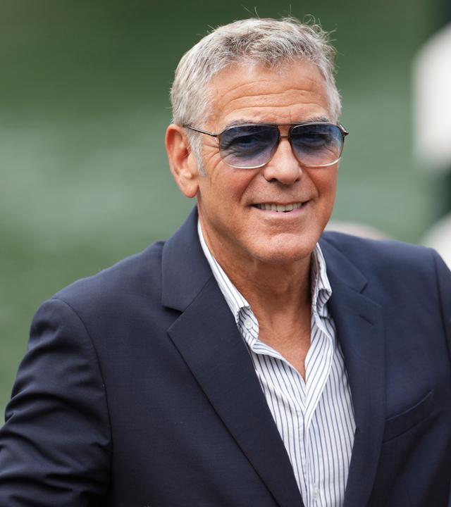 Auf dem Bild zu sehen ist: George Clooney in einer Nahaufnahme 