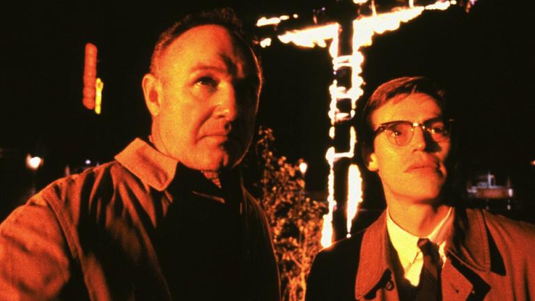 Archiv: Gene Hackman (l) und Willem Dafoe in einer Filmszene von "Mississippi Burning" (USA 1988)