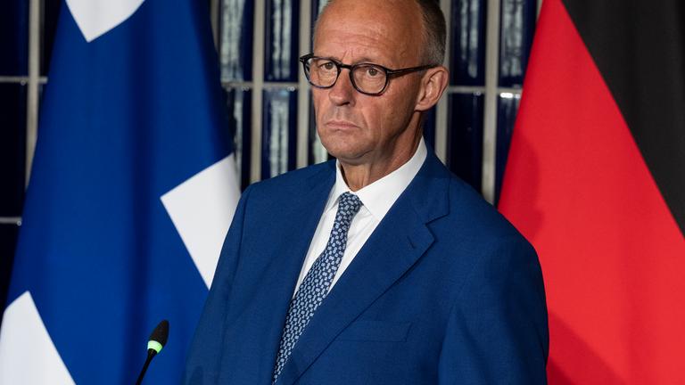 Finnland: Der deutsche Bundeskanzler Friedrich Merz nimmt am europäischen Arktisgipfel in Rovaniemi teil.