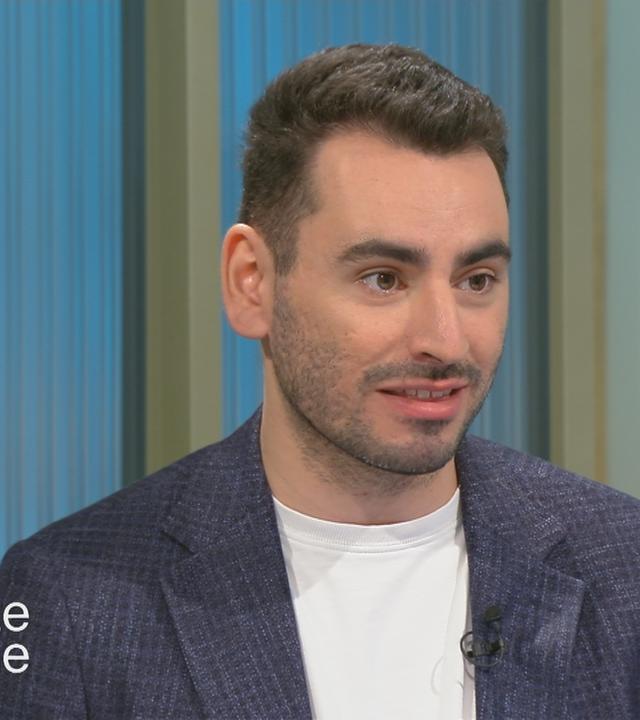 Auf dem Bild ist Daniel Heymann aus der ZDF-Redaktion „Recht und Justiz" im "Volle Kanne"-Studio zu sehen.