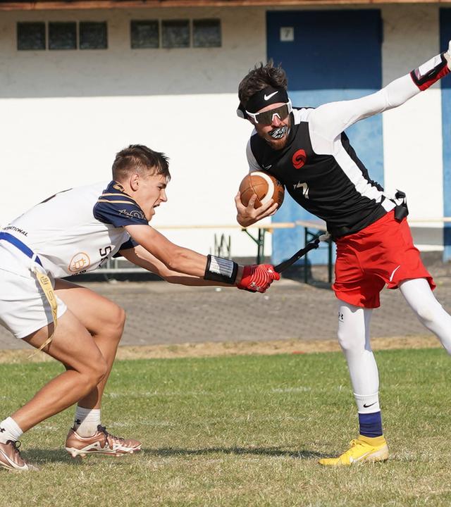 Die Saarland Hurricanes spielen gegen die Split Seawolves.