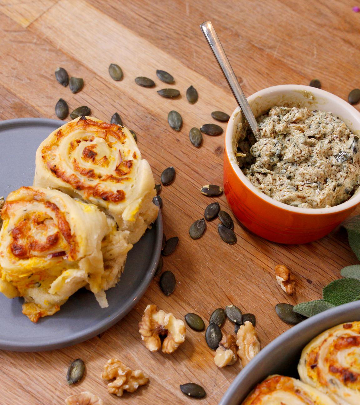 Flammkuchen-Schnecken mit Kürbis