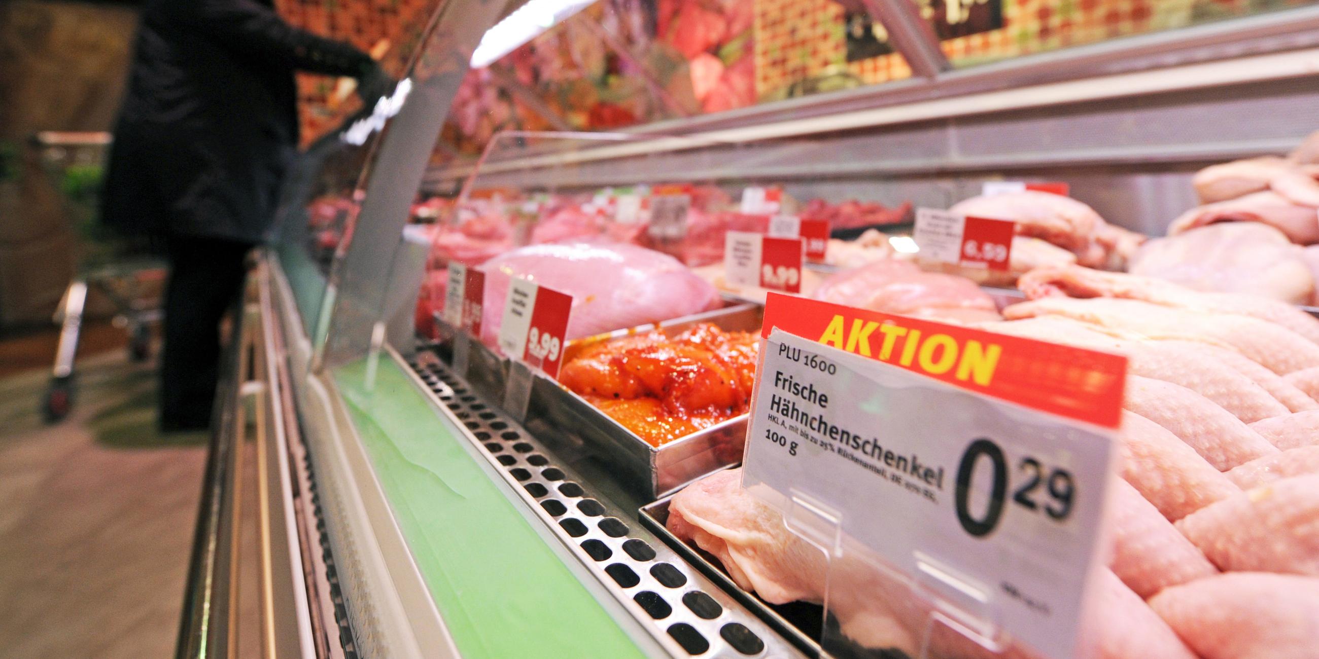 Fleischwaren im Supermarkt