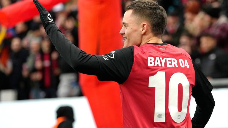 Leverkusens Florian Wirtz jubelt nach einem Tor