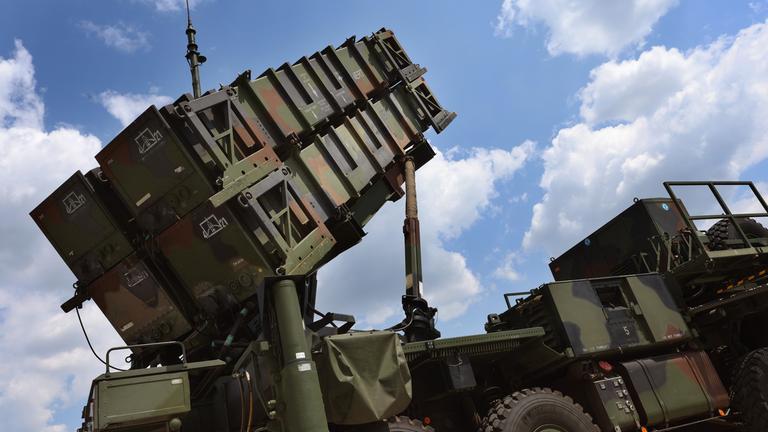 Archiv: Ein Startgerät des Flugabwehrraketensystems Patriot 
