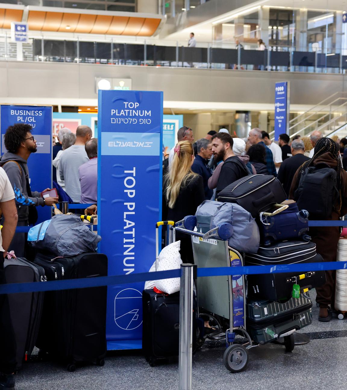 Over 1,600 flights canceled in US amid government shutdown