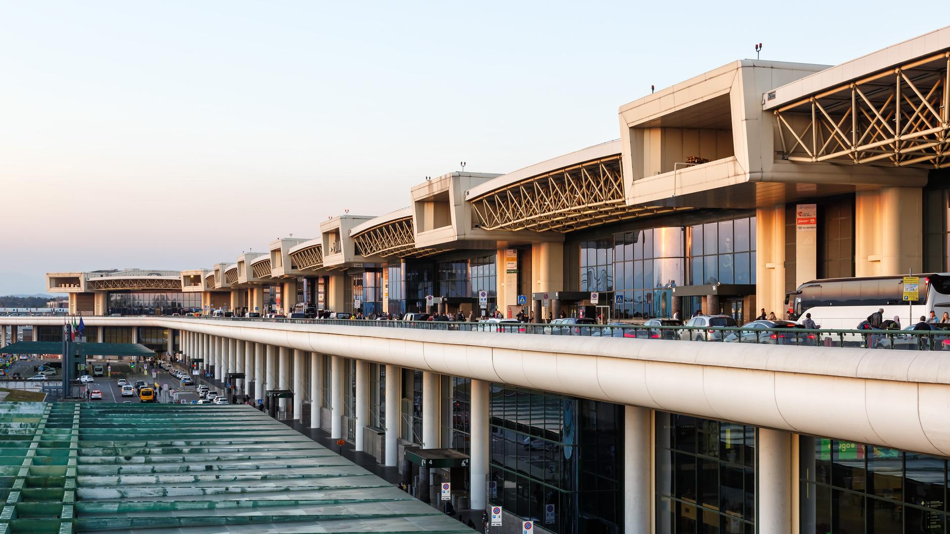 Der Flughafen trägt künftig den Namen Aeroporto Silvio Berlusconi. 