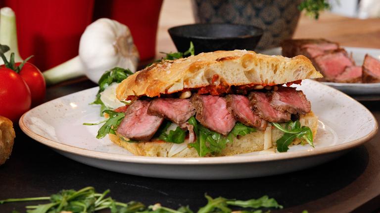 Focaccia-Steak-Sandwich