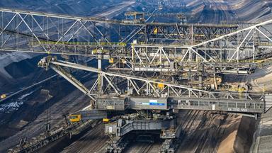 Jänschwalde: Förderbrücke F60 gesprengt