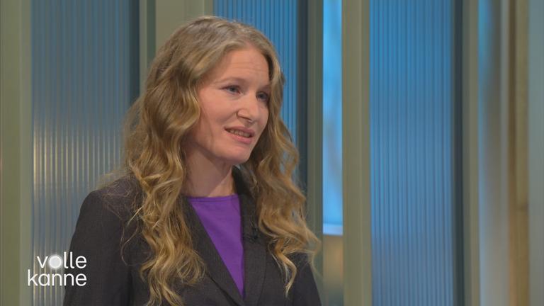  Dr. Karen Jacobsen, Leiterin des Landestierseuchenkontrollzentrums, spricht bei "Volle Kanne" über die Vogelgrippe.