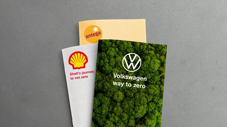Das Vorschaubild zeigt je eine Akte der Konzerne entega, Shell und Volkswagen. Es geht um die Klimabemühungen der Konzerne - den Weg hin zu einer emissionsfreien Produktion.