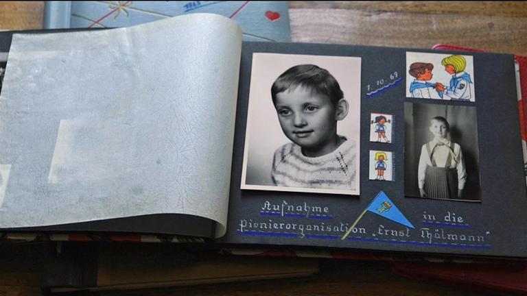 Fotoalbum mit Kinderbildern