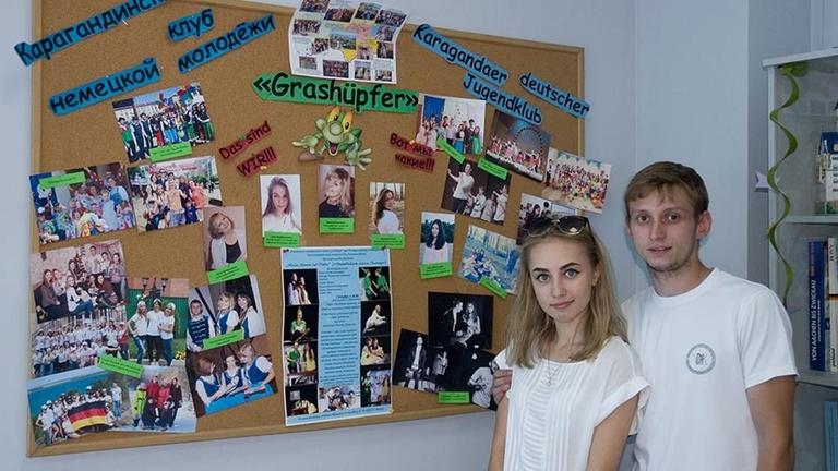 Blick in die Zukunft: Artem und Alina leiten die Jugendgruppe Grashüpfer in Karaganda
