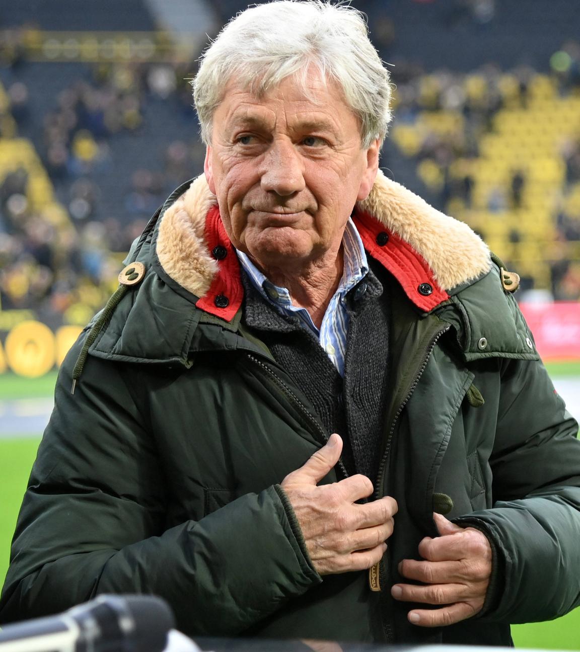 Ex-BVB-Profi Frank Mill am 25.11.2023 im Stadion vor dem Heimspiel gegen . Spieltag, Saison 2023 2024 Borussia Dortmund - Borussia Mönchengladbach