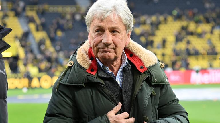 Ex-BVB-Profi Frank Mill am 25.11.2023 im Stadion vor dem Heimspiel gegen . Spieltag, Saison 2023 2024 Borussia Dortmund - Borussia Mönchengladbach