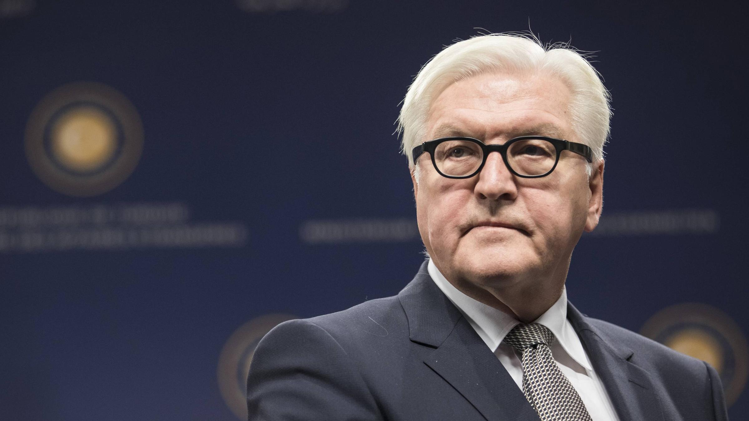 Ehemaliger Bundesaußenminister Frank-Walter Steinmeier (SPD) in seiner Funktion als Bundesaußenminister auf einer Pressekonferenz in der Türkei am 15.11.2016.