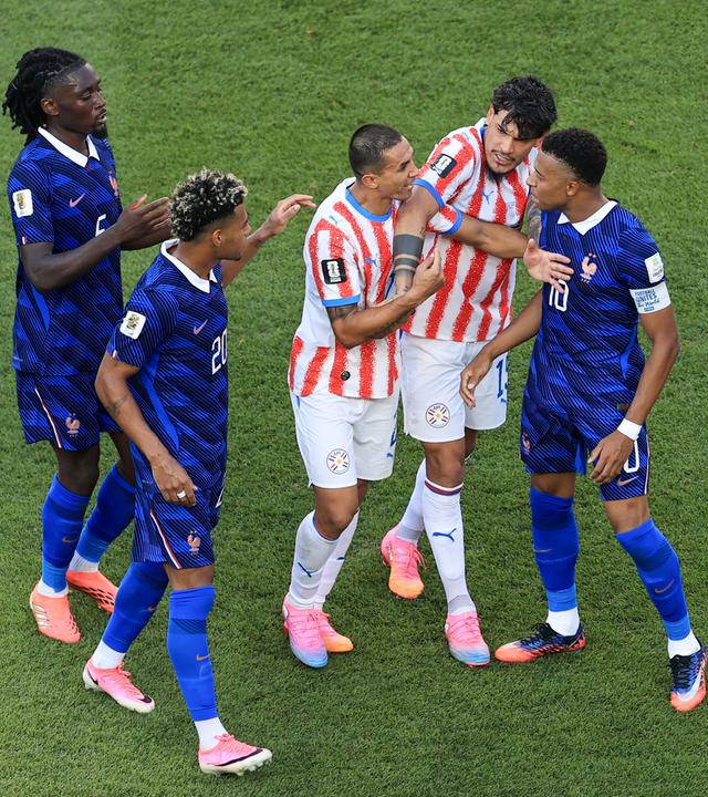 WM-Achtelfinale: Paraguay - Frankreich