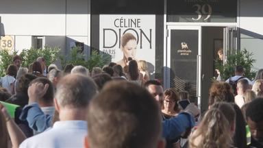 Fans vor der Konzerthalle in Paris, in der Céline Dion ihr Konzert geben wird