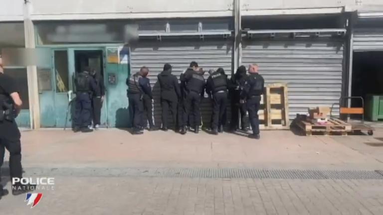 Frankreich: Razzien gegen Drogendealer